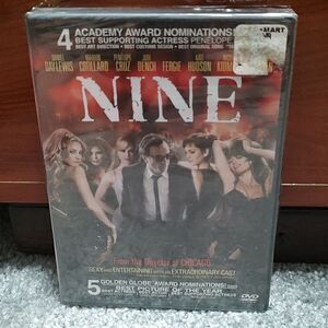 NINE  DVD  NEW Sealed Daniel Day-Lewis Marion Cotillard Penelope Cruz 2010